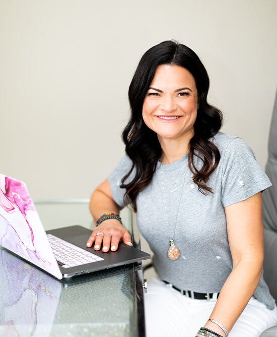Leticia Oliveira, top rated hypnotherapist in San Diego